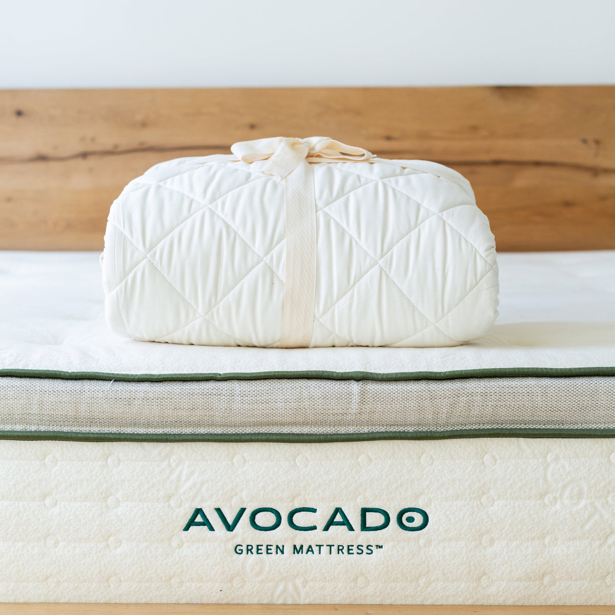 Avocado Green Mattress Organic Pad Protector GOTS cotton